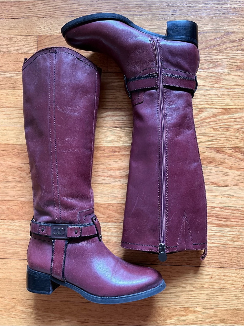 RARE ETIENNE AIGNER Women's Knee-High Leather Riding Boots - Burgundy 6.5 NWOT